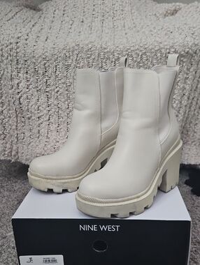 Nine West Ivory Lug Sole Platform Chelsea Boots